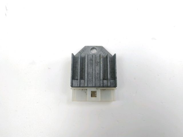 Regulateur de tension occasion RENAULT CAMPUS 2001