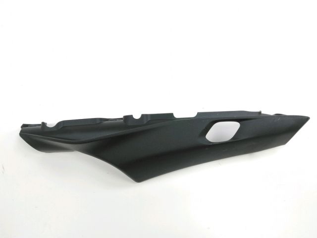 Carenage arriere gauche occasion YAMAHA MT-09 2022