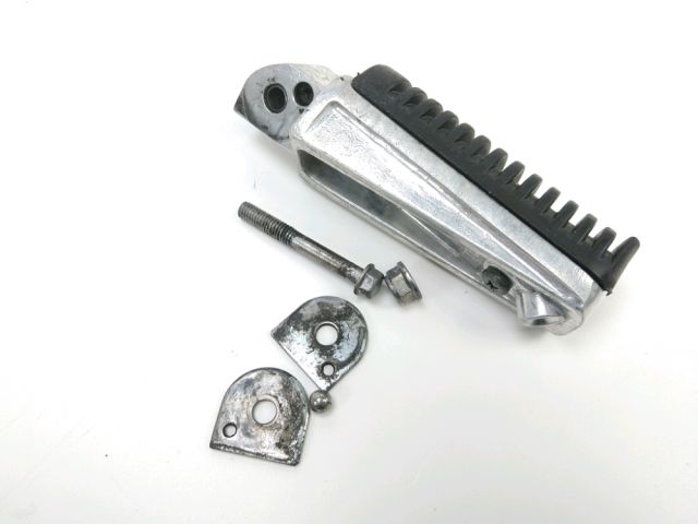 Repose pieds arriere droit occasion YAMAHA XJR 1300 2000