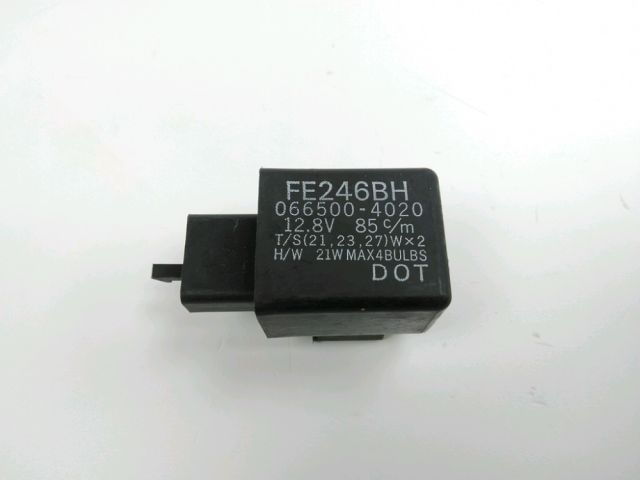 Centrale clignotant  occasion YAMAHA FZS 1000 FAZER 2002