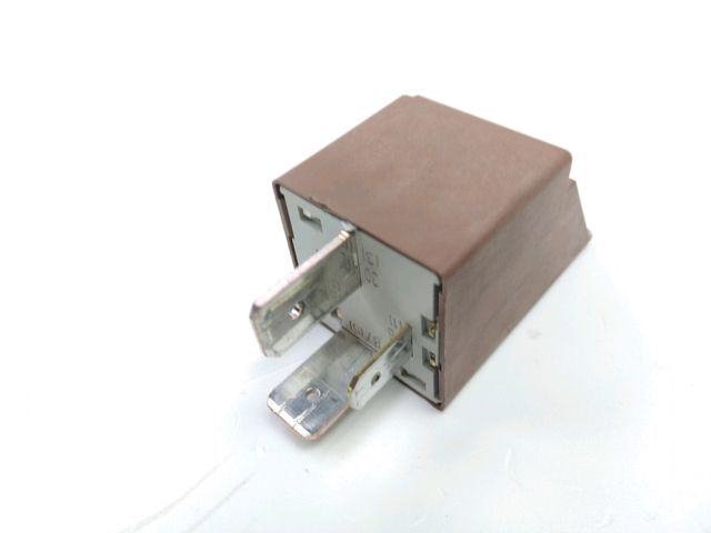 Relais de demarreur occasion VESPA SPRINT 2020