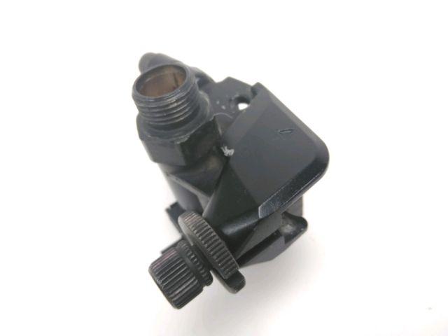 Cocotte gauche occasion KAWASAKI Z 750 2005