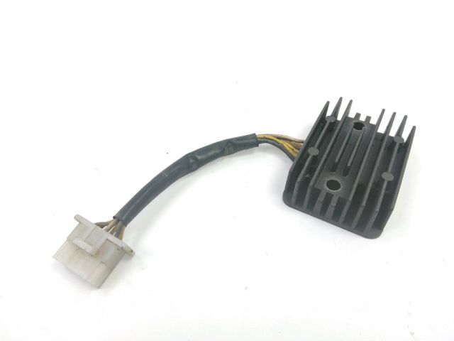 Regulateur de tension occasion KAWASAKI GPZ 500 S 1994