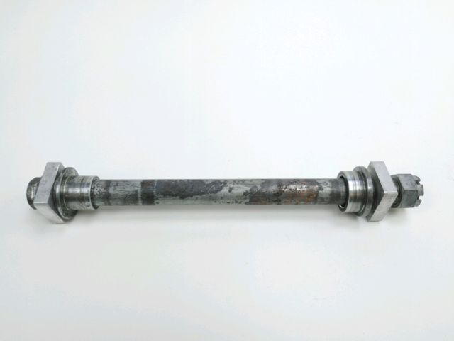 Axe de roue arriere occasion KAWASAKI ZX-9R NINJA 1994