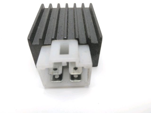 Regulateur de tension occasion YIYING SPEED 50 2009