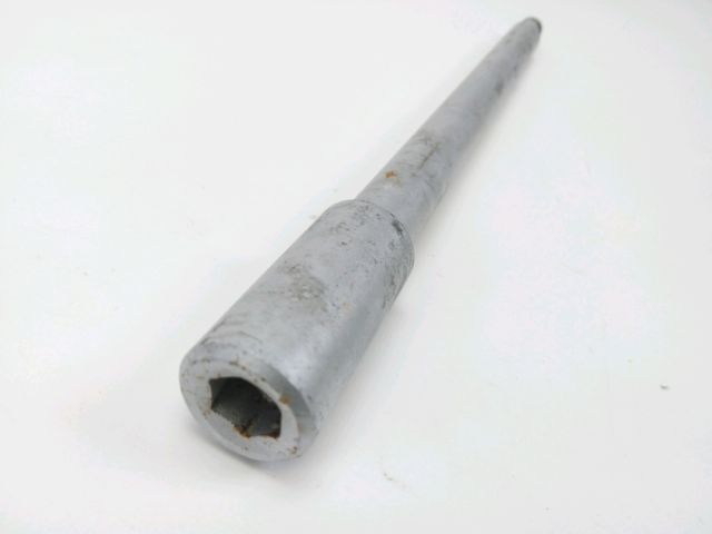 Axe de roue avant occasion PIAGGIO TYPHOON 50 2011