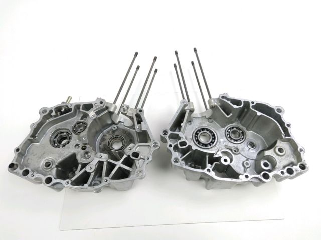 Carter moteur occasion HONDA CM 125 C 2000