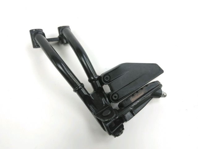 Platine et repose pieds arriere gauche occasion KTM DUKE 125 2019