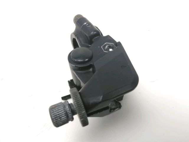 Cocotte gauche occasion KAWASAKI ZR-7 2003