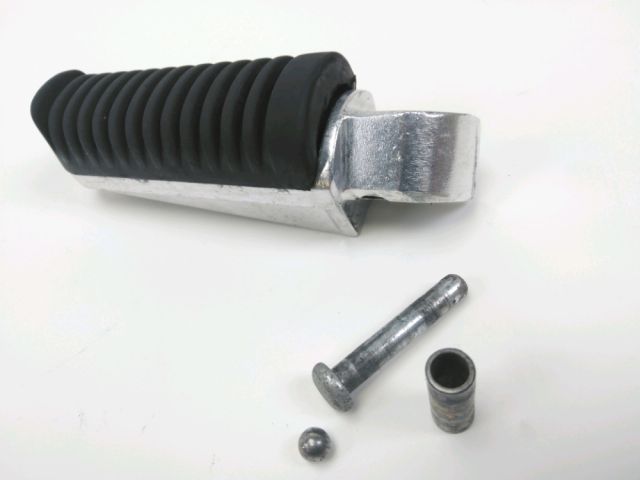 Repose pieds arriere gauche occasion MBK YPR 125 SKYCRUISER 2007