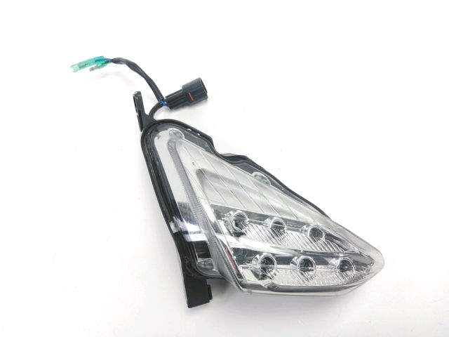 Clignotant arriere d occasion YAMAHA XC 125 MAJESTY 2014