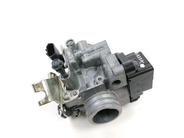 Corps d'injection droit occasion HONDA CBF 125 2010