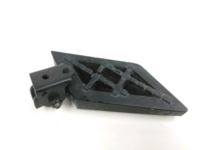 Repose pieds arriere droit occasion PEUGEOT KISBEE 2018