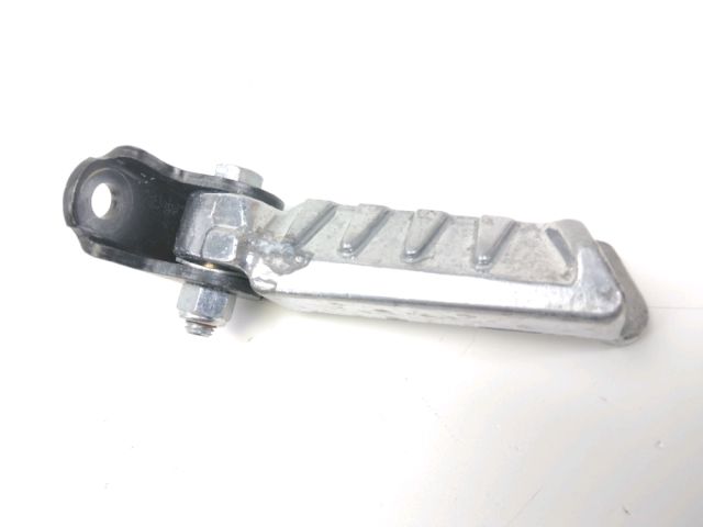 Repose pieds arriere droit occasion PEUGEOT LUDIX 2012