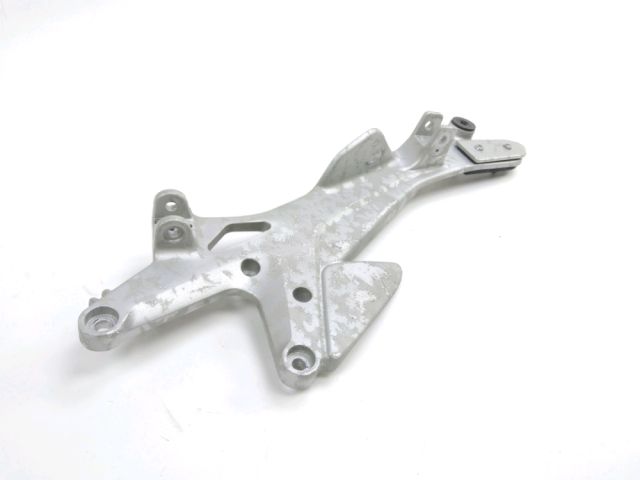 Platine avant droite occasion HONDA CBF 600 2006