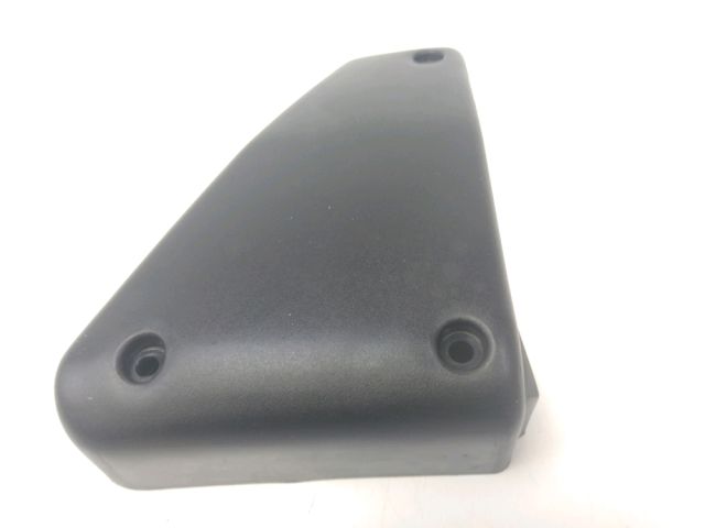 Habillage de cadre droit occasion YAMAHA FZS 600 FAZER 2002