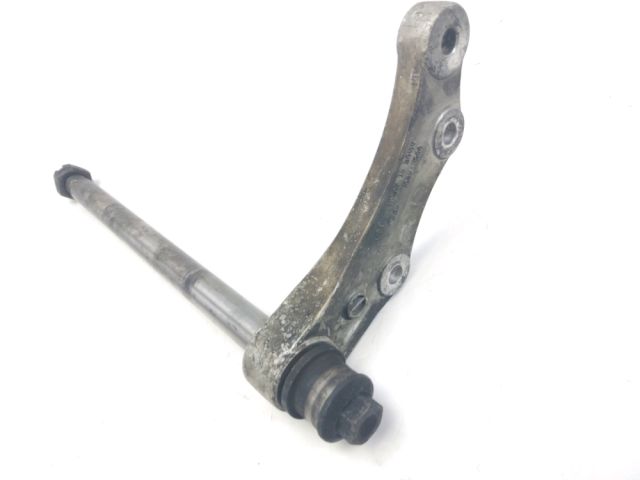 Axe de roue arriere occasion KAWASAKI GTR 2000