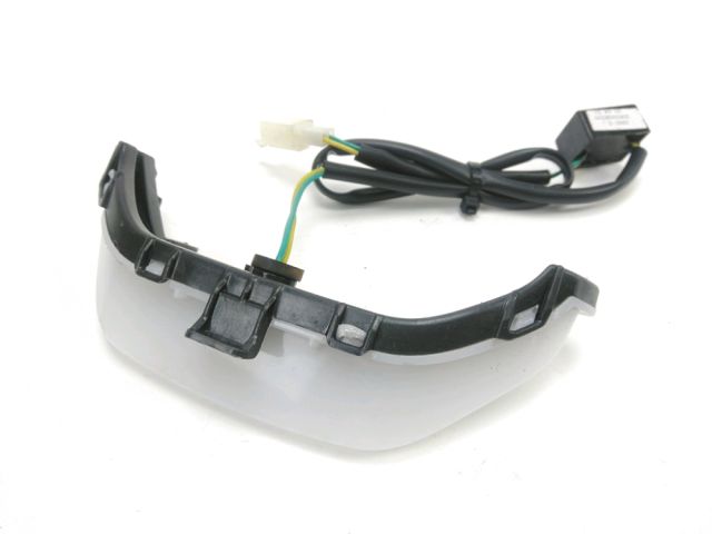 Veilleuse avant occasion PEUGEOT KISBEE 2021