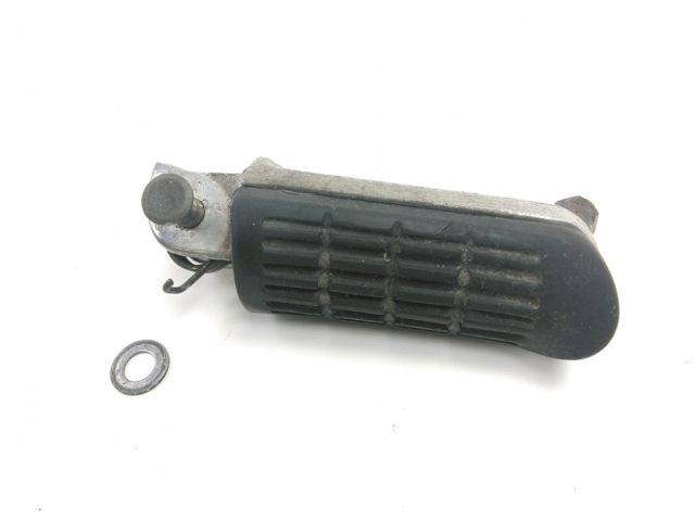 Repose pieds arriere droit occasion SUZUKI GS 500 1995