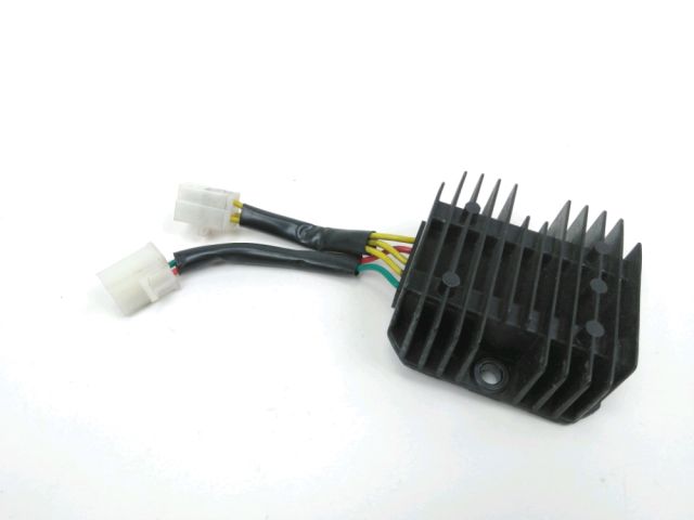 Regulateur de tension occasion SYM JOYMAX Z 2020