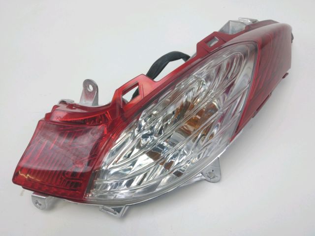Feu arriere gauche occasion HONDA FES 125 S-WING 2007