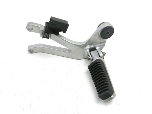 Platine et repose pieds arriere gauche occasion SUZUKI GSX 1100 G 1992