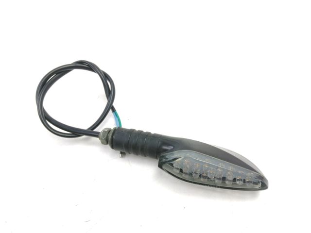 Clignotant arriere d occasion CF MOTO NK SP 650 2021