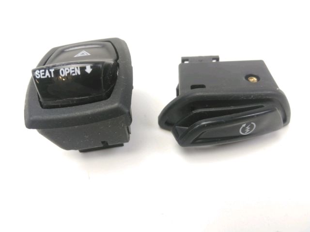 Commodo droit occasion PEUGEOT BELVILLE 2020