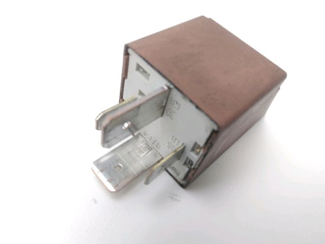 Relais de demarreur occasion VESPA PRIMAVERA 2021