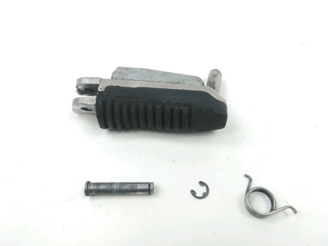 Repose pieds avant gauche occasion SUZUKI GSXR 1300 HAYABUSA 2007