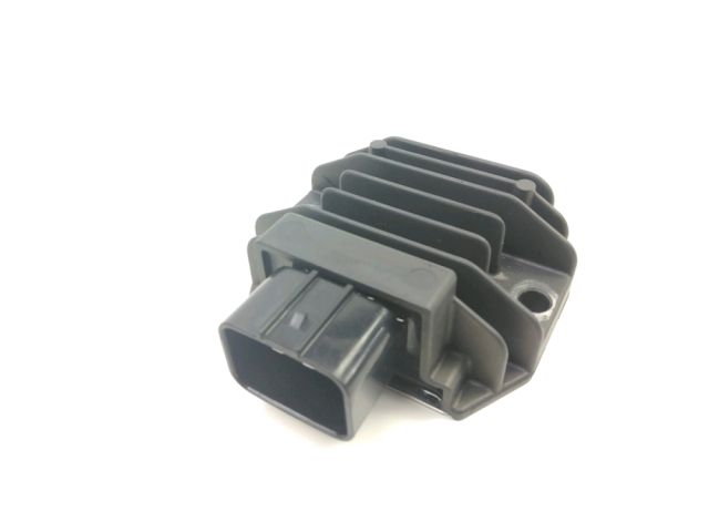 Regulateur de tension occasion SUZUKI GSXS 750 2020