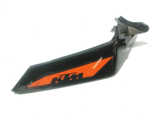 Carenage arriere droit occasion KTM DUKE 390 2022