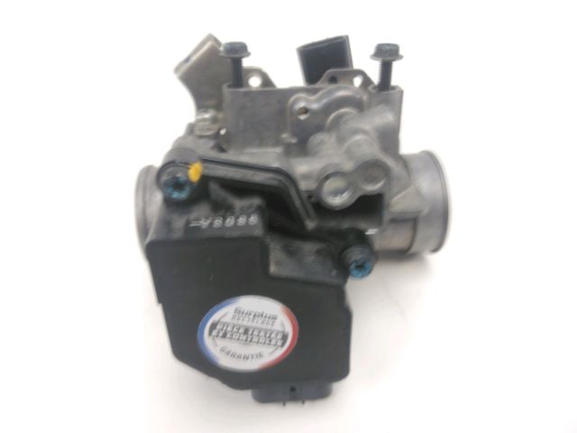 Corps d'injection droit occasion HONDA CBF 125 2010