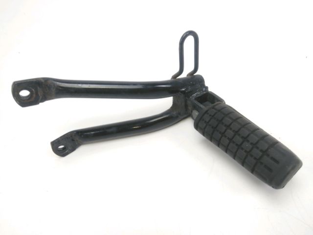 Platine et repose pieds arriere gauche occasion HONDA CBF 125 2012