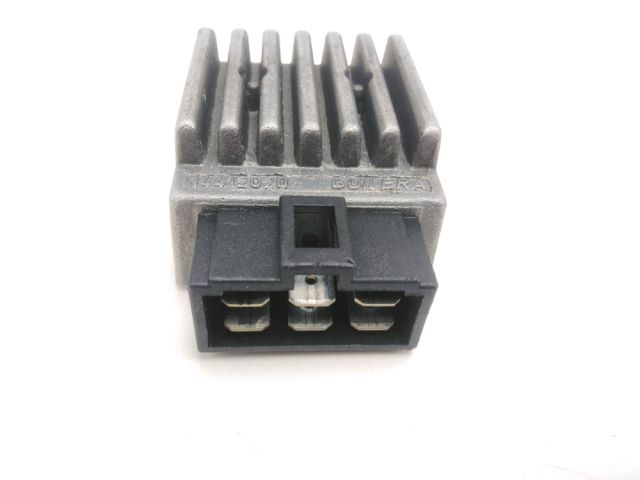 Regulateur de tension occasion RIEJU RS2 MATRIX 50 2007