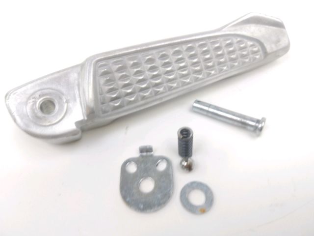 Repose pieds arriere droit occasion HONDA NSS 300 FORZA 2020