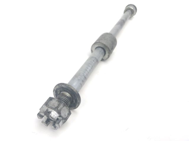 Axe de roue arriere occasion KAWASAKI BN 125 ELIMINATOR 2006