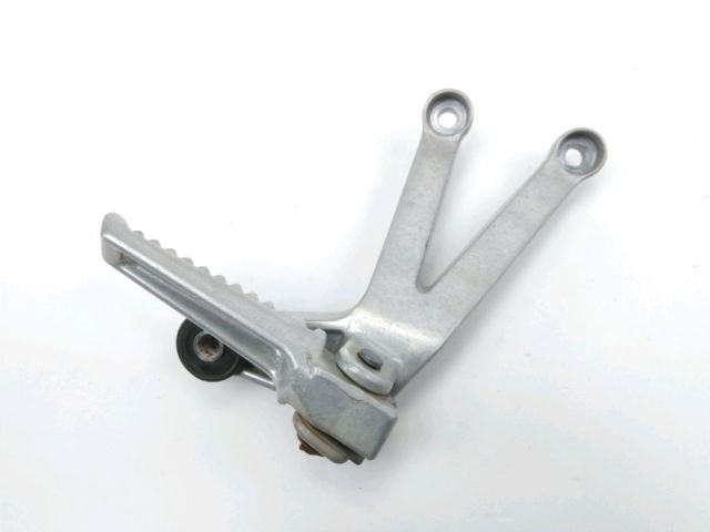 Platine et repose pieds arriere droit occasion HONDA CBR 929 RR FIREBLADE 2002