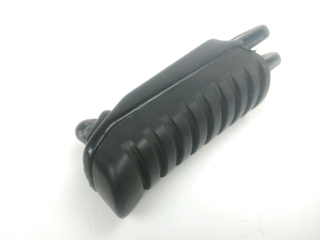 Repose pieds arriere droit occasion KAWASAKI ZRX 1100 1999