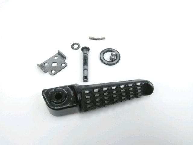 Repose pieds arriere droit occasion KAWASAKI Z 800 2014