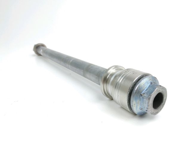 Axe de roue arriere occasion KAWASAKI ZX-9R NINJA 1998