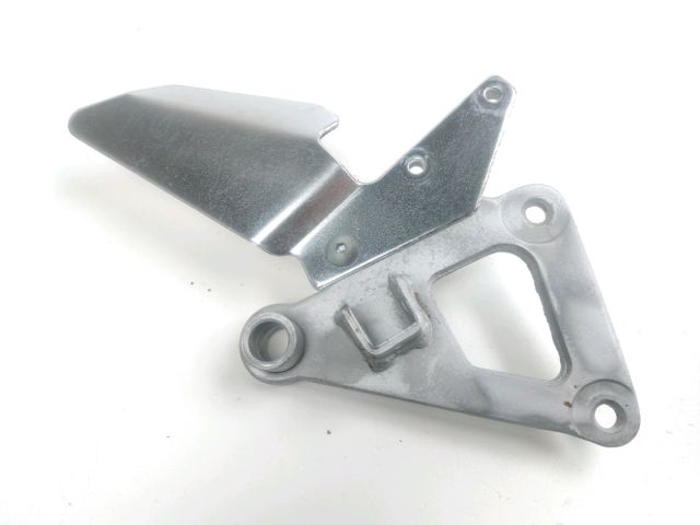 Platine avant droite occasion SUZUKI GS 500 2002