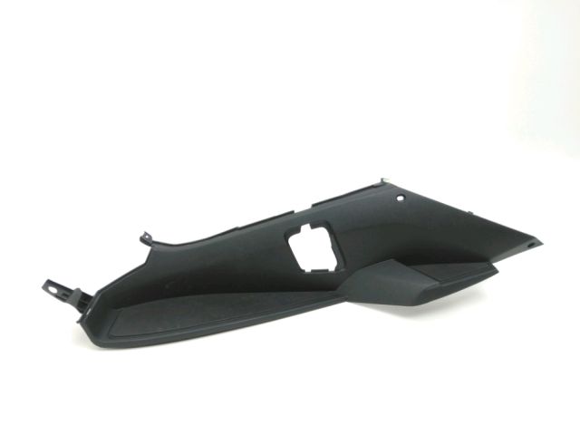 Repose pieds avant gauche occasion PEUGEOT SATELIS 2009