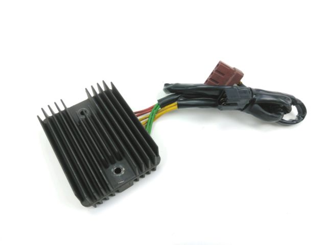 Regulateur de tension occasion PEUGEOT SATELIS 2009