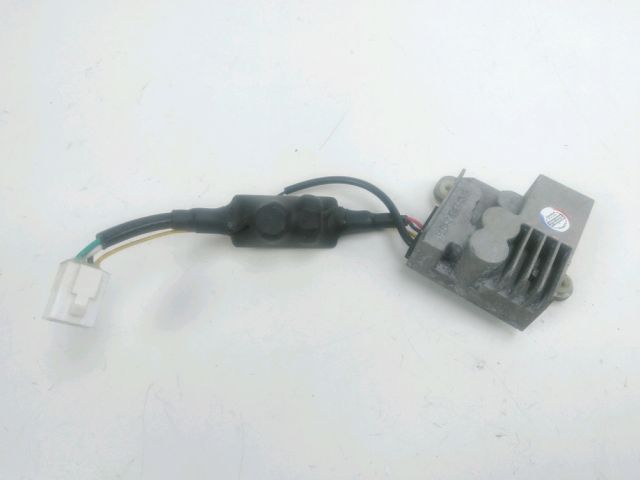 Regulateur de tension occasion NIU NQI GTS 2021
