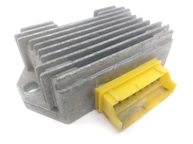 Regulateur de tension occasion PIAGGIO LIBERTY 50 2T 2006