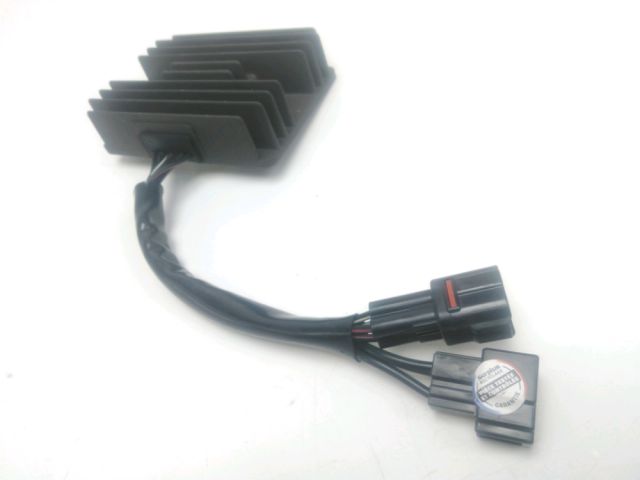 Regulateur de tension occasion SUZUKI DL 650 V-STROM 2014