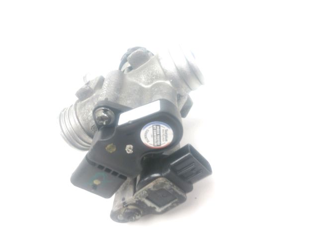 Corps d'injection droit occasion APRILIA SXR 2021