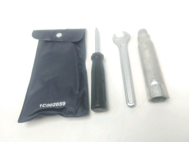 Trousse outil occasion APRILIA SXR 2021