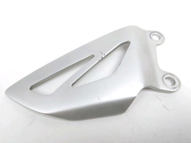 Habillage platine droit occasion TRIUMPH DAYTONA 2008